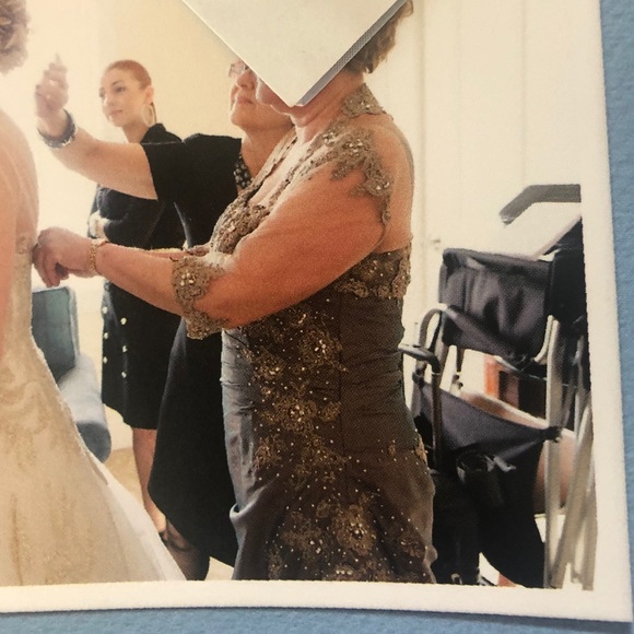 Mother of the bride dress - Picture 1 of 8